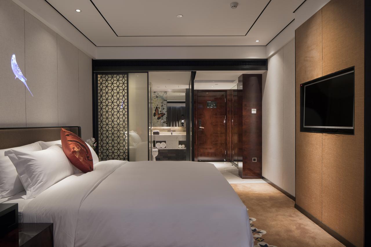 Paco Zoo Metro Branch Hotel 4*